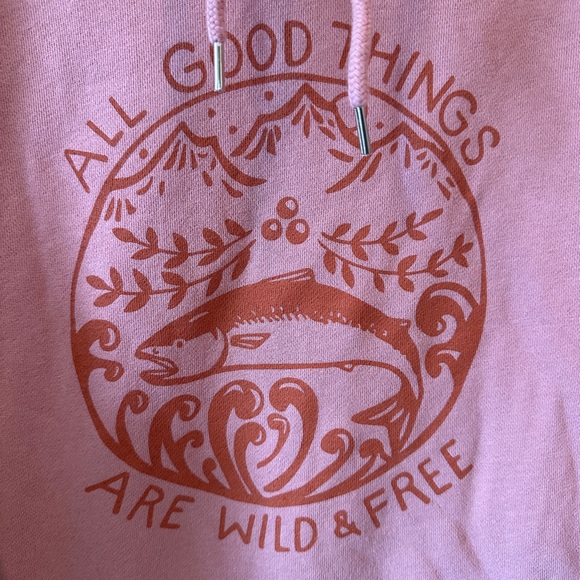 Salmon Sisters hoodie size 2XL with “all good things are wild & free” design. - Picture 2 of 3